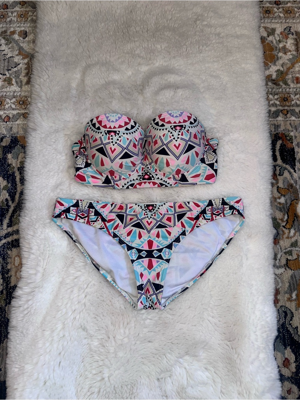 Geometric Print Strapless Bikini Set in Pink, Teal & Black